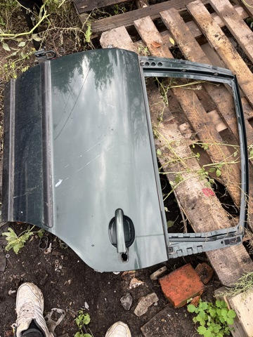 Дверь задняя, левая Volkswagen Passat B5
