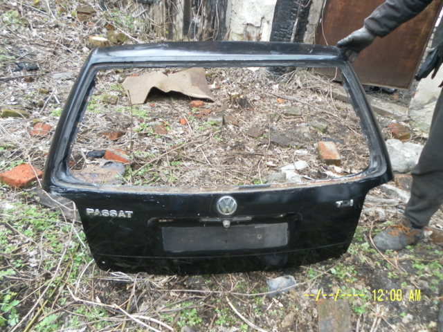 Пятая дверь Volkswagen Passat B5