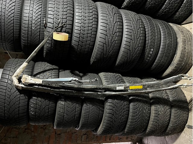 AIRBAG, шторка боковая правая 3U5880742D VAG