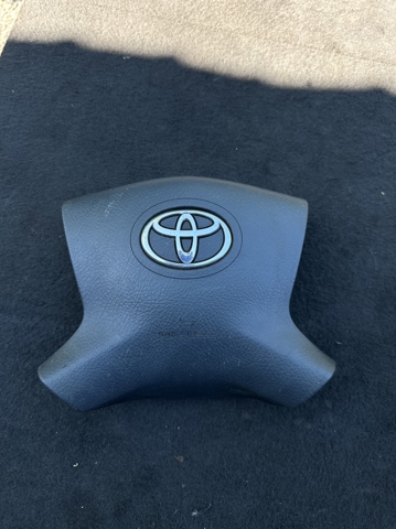 Подушка в руле 4513005112B0 TOYOTA
