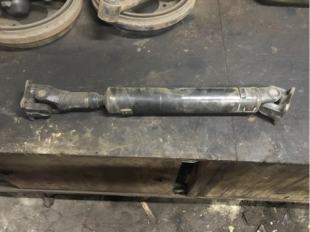 Карданчик вала рулевой колонки, нижний 480800F000 NISSAN