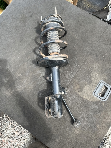 Пружина амортизатора передняя 4813105710 TOYOTA
