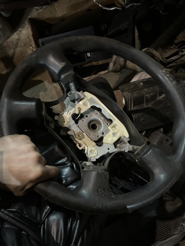 Рулевое колесо 484308H710 NISSAN