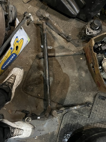 Тяга рулевая в сборе 485107F002 NISSAN