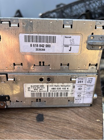 VAG 4B0035192K Магнитола в наличии Харьков