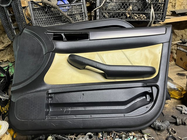 VAG 4B1867106 в наличии Львов