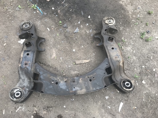 VAG 4F0399313AE Балка крепления коробки передач в наличии Винница