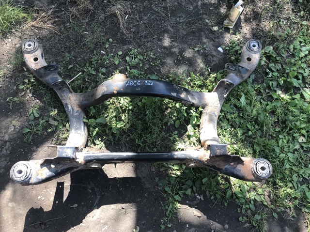 Ось задняя дополнительная 4F0505235AH VAG