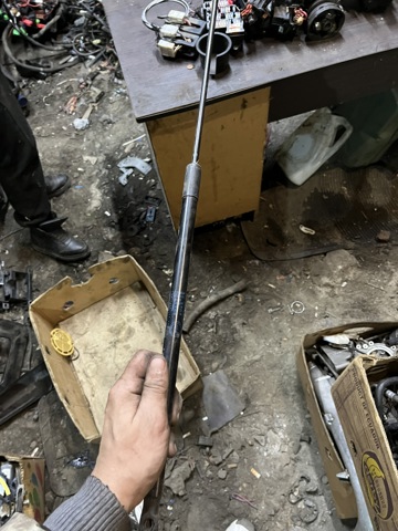 Стойка капота 4F0823359A VAG