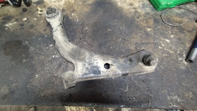 Рычаг передний нижний левый 4L8Z3079L FORD