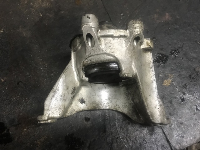 HONDA 50820SWYE01 Подушка (опора) двигателя правая нижняя в наличии Николаев