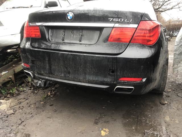 Бампер задний 51127209926 BMW