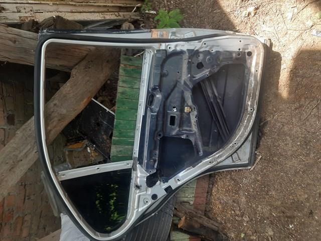 Уголок задней левой двери 51348159173 BMW