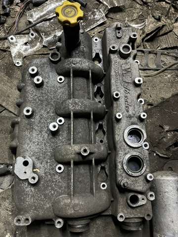 Крышка клапанная 5139867AA CHRYSLER