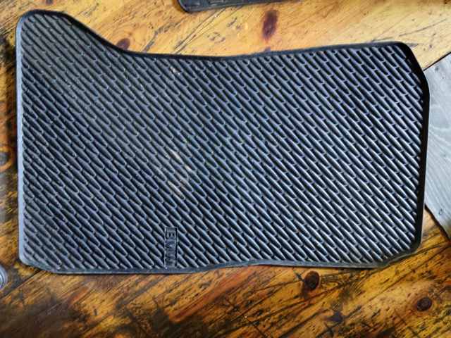 Комплект ковров 51472147948 BMW