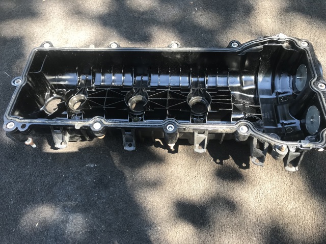 CHRYSLER 5184069AJ Крышка клапанная левая в наличии Сумы
