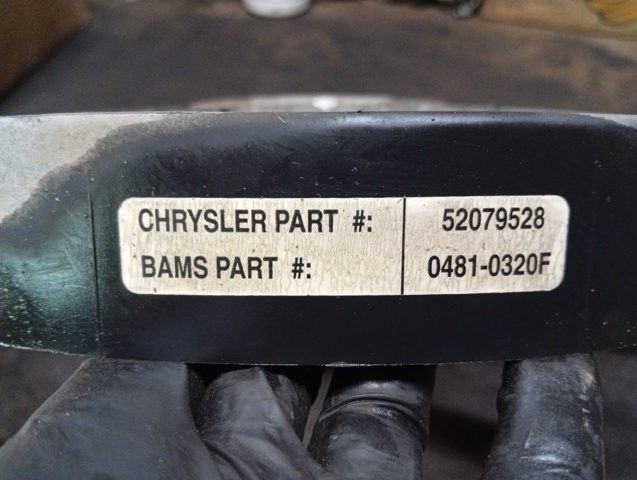 CHRYSLER 52079528 Электровентилятор охлаждения в наличии Черновцы