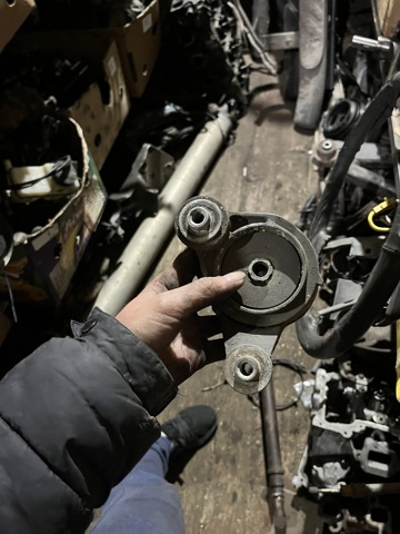 Натяжная планка поликлинового ремня 53030958 CHRYSLER