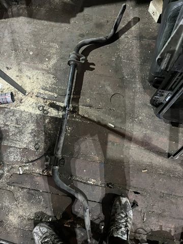 Стабилизатор поперечной устойчивости передний 54611EB30B NISSAN