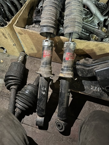 Амортизатор подвески передний левый 546403E023 HYUNDAI