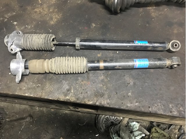 Амортизатор задней подвески 556273 SACHS