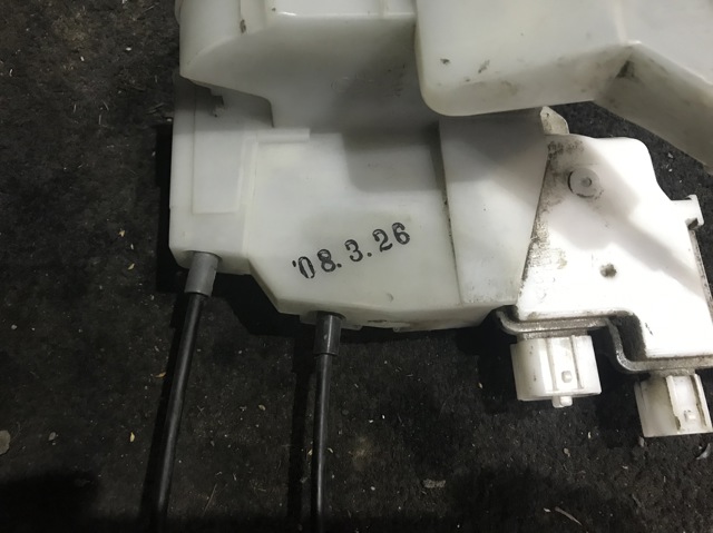 Замок передней левой двери 61031AG032 SUBARU