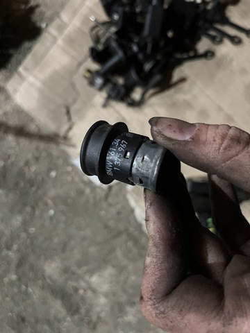 Розетка зажигалки 61341375967 BMW