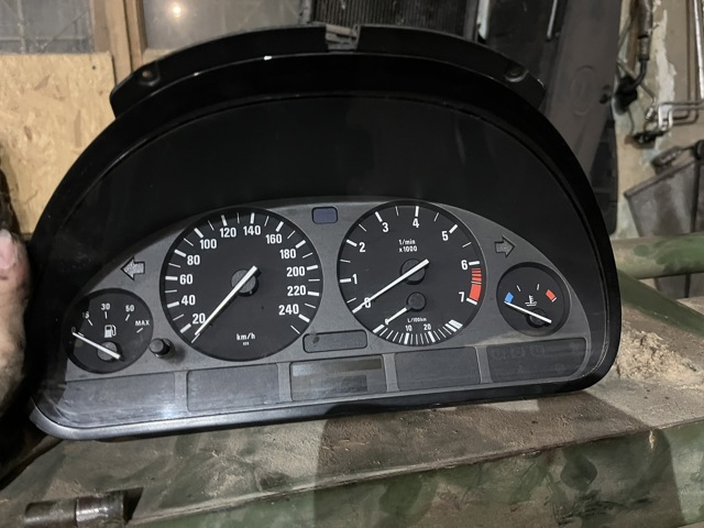 Щиток приборов 62118375900 BMW