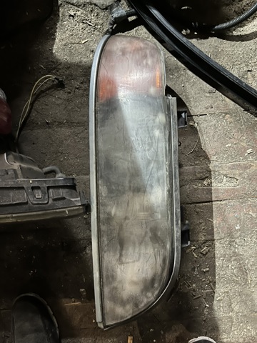 Фара передняя правая 63126900198 BMW