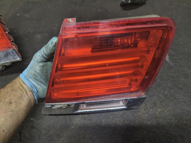 Стоп задний 63217182206 BMW