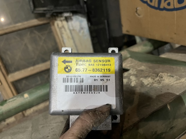 Блок управления airbag 65778362119 BMW