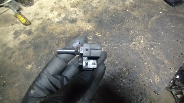 Жабка стопов 6992957 FORD