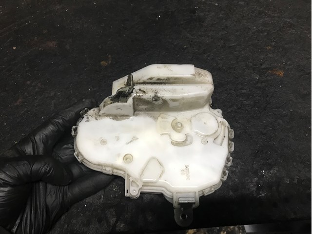 HONDA 72610SWAE01 Замок двери задней правой в наличии Кривой Рог