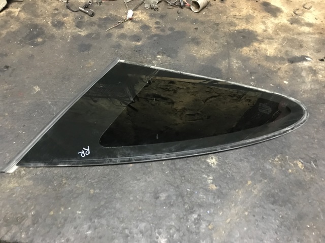 Уголок задней правой двери 73511SWWE01 HONDA