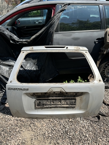 Дверь 5 737001F070 HYUNDAI