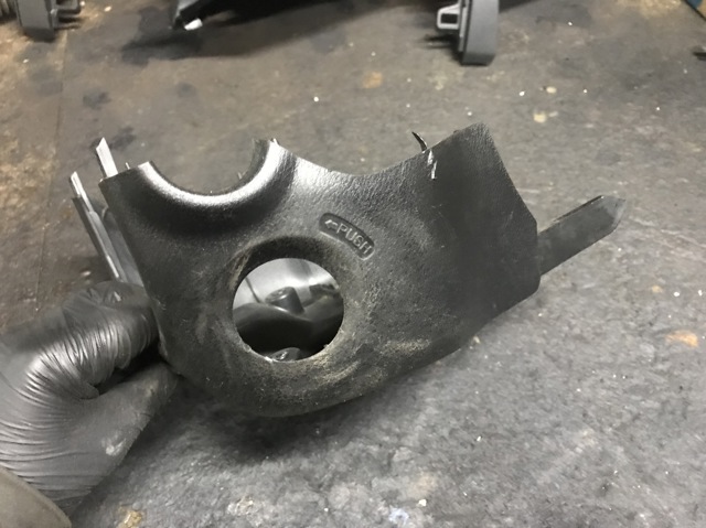 Накладка рулевой колонки 77360SWAA11ZA HONDA