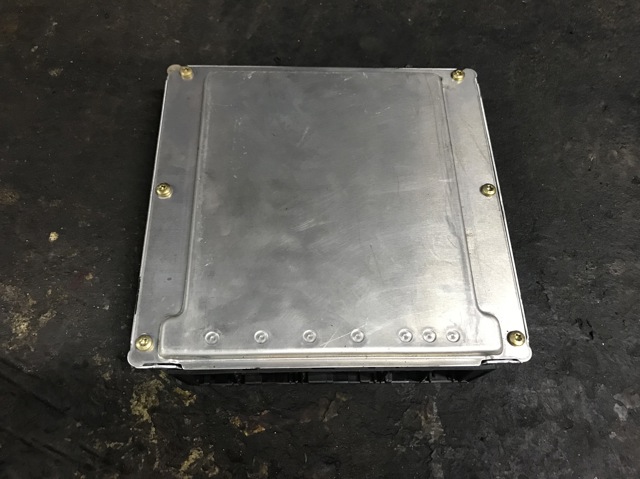 LAND ROVER 7788578 в наличии Одесса