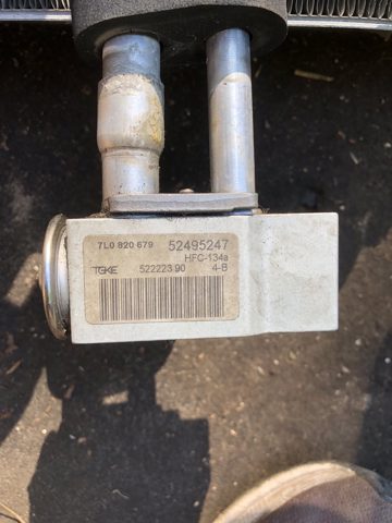 Клапан TRV, кондиционера 7L0820679 VAG