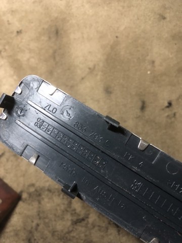 7L0853793C VAG купить в Кривой Рог