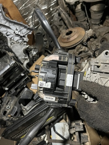Переключатель подрулевой, центральная часть 7L5953549D VAG