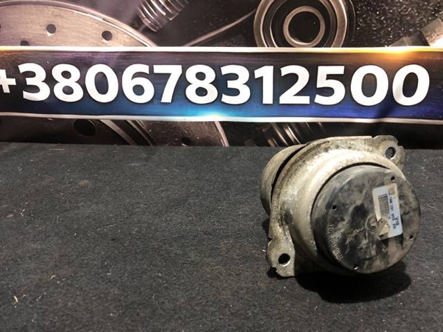 Подушка (опора) двигателя, левая/правая 7L6199131 VAG