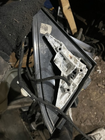 7L6857508CT01C VAG Корпус зеркала заднего вида правого (внутрення часть) купить в Ирпень
