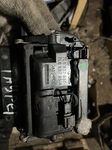 VAG 7L6857951 в наличии Черновцы