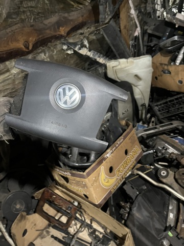 Подушка AIRBAG водительская 7L6880201CN VAG