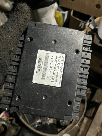 Компьютер бортовой 7L6937049K VAG