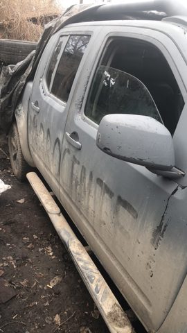 Стекло двери передней правой 80300EB300 NISSAN