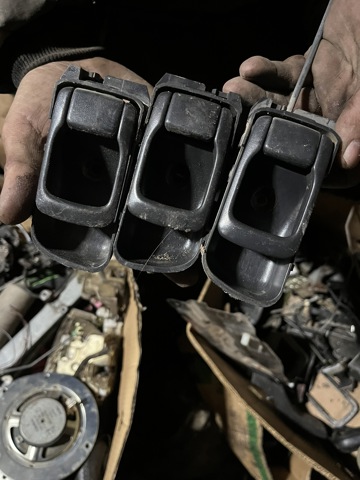Ручка двери передней внутренняя правая 806702S410 NISSAN