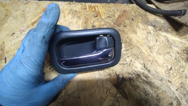 NISSAN 806708H602 Ручка двери правой внутренняя передняя/задняя в наличии Житомир
