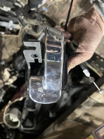 Внутренняя дверная ручка 80670EB32B NISSAN