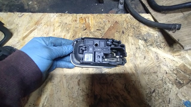 NISSAN 806718H602 Ручка двери левой внутренняя передняя/задняя в наличии Полтава